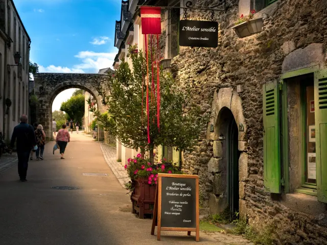 L'atelier Sensible broderie d'art Rochefort-en-Terre