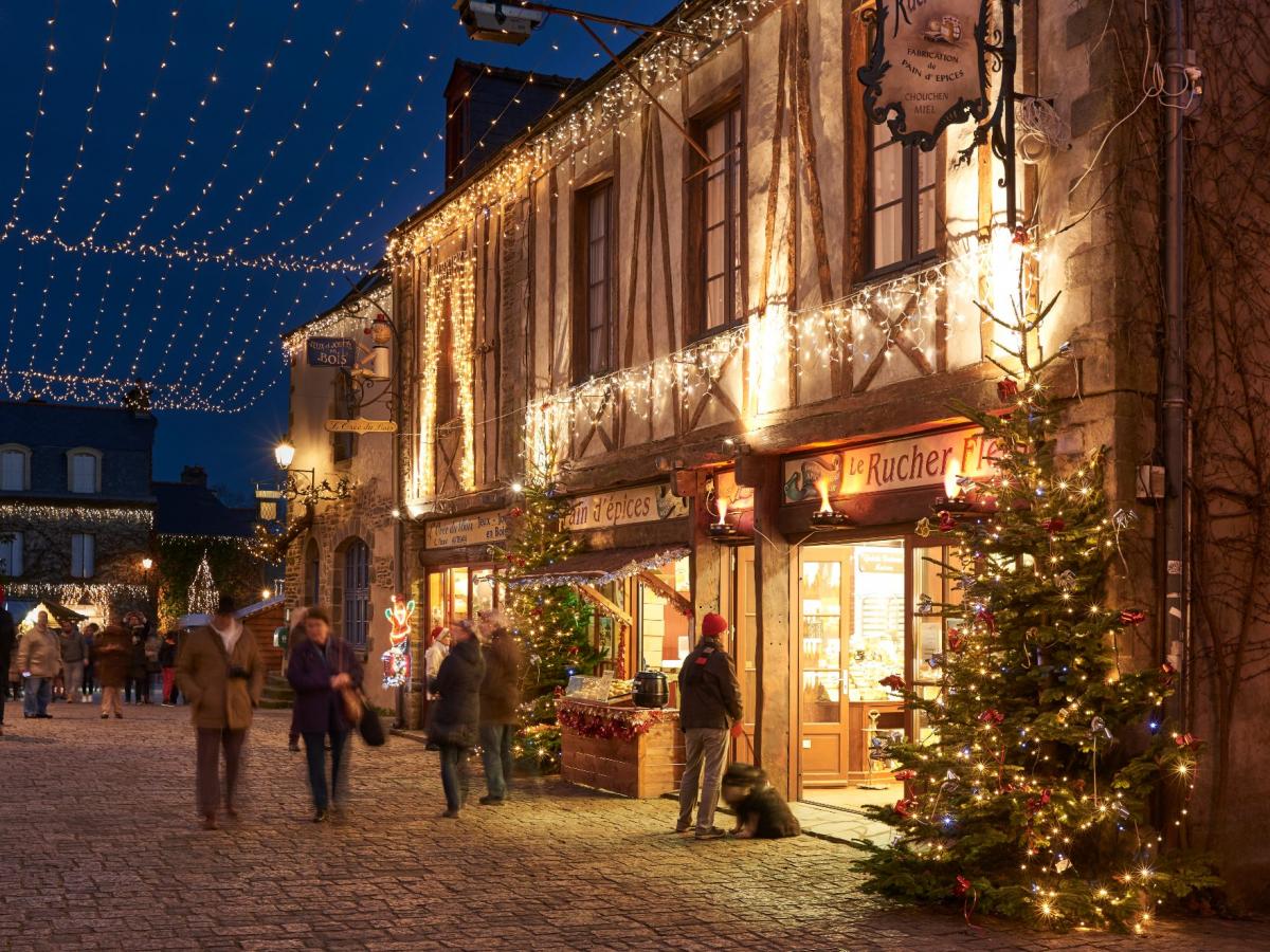 Illuminations de Noël à RochefortenTerre RochefortenTerre Tourisme