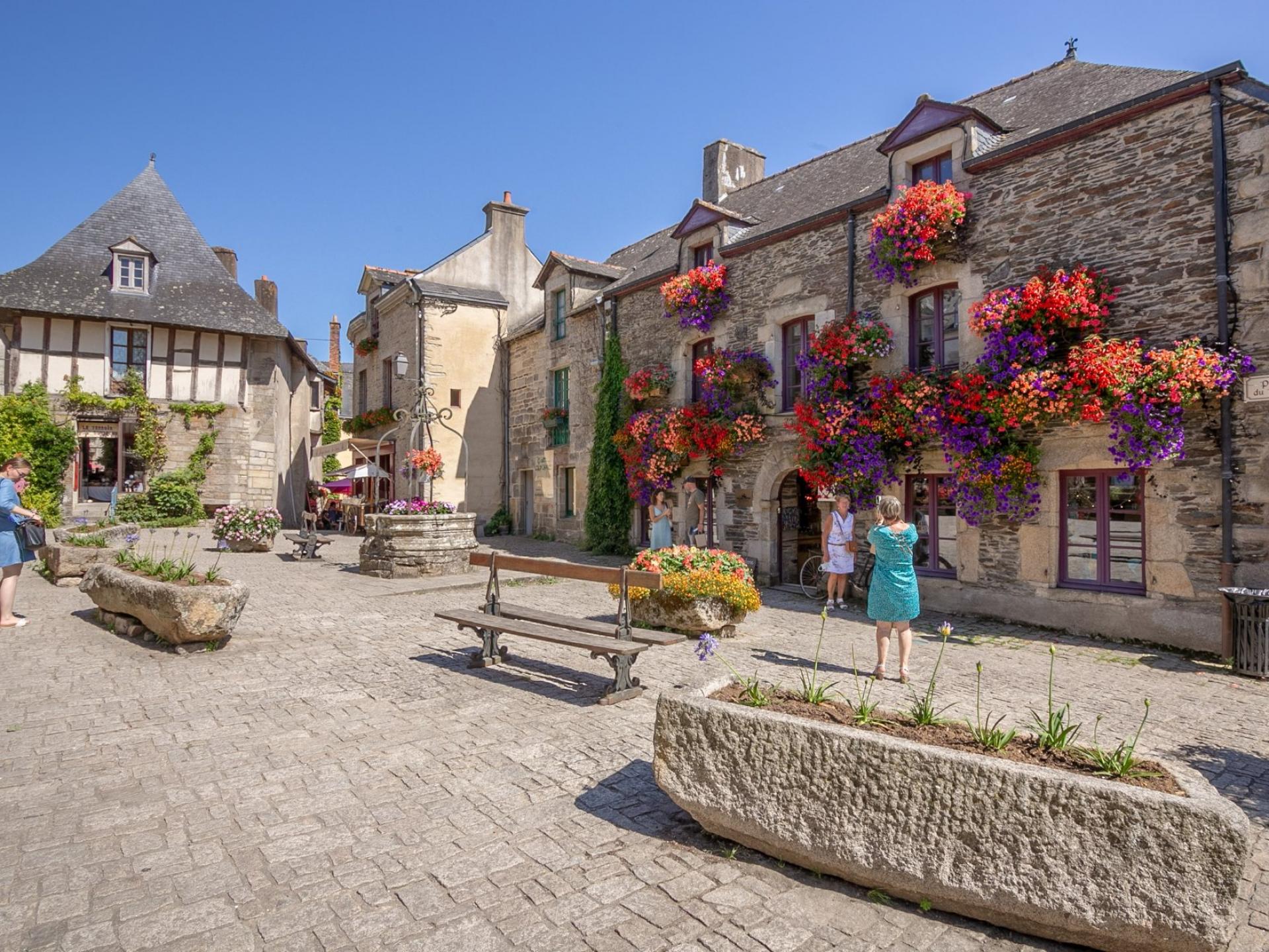 Rochefort-en-Terre Small Town of Character | Rochefort-en-Terre Tourism