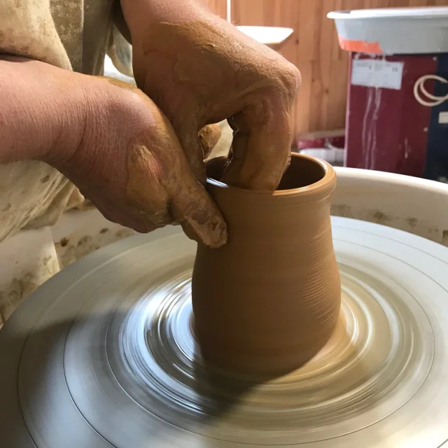 Atelier Escampette Poterie Art Rochefort En Terre Tournage