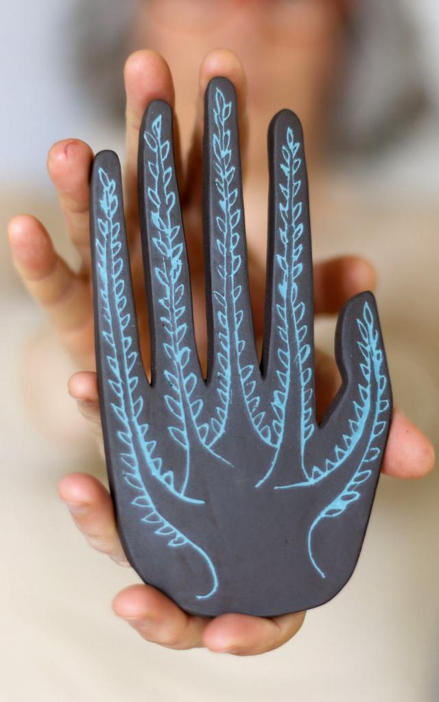 Creación Anne De Villèle Rochefort En Terre - mano