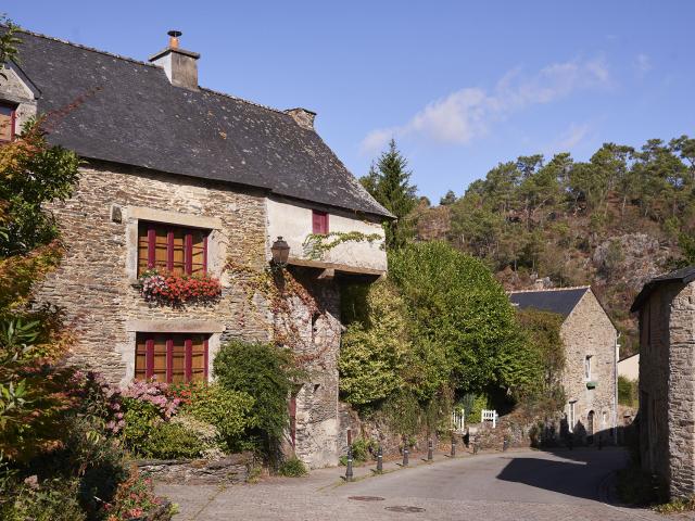 vieux-bourg-2.jpg
