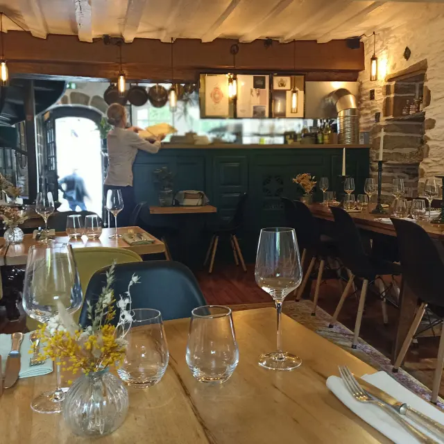 Restaurant-Hidden House Rochefort-en-Terre