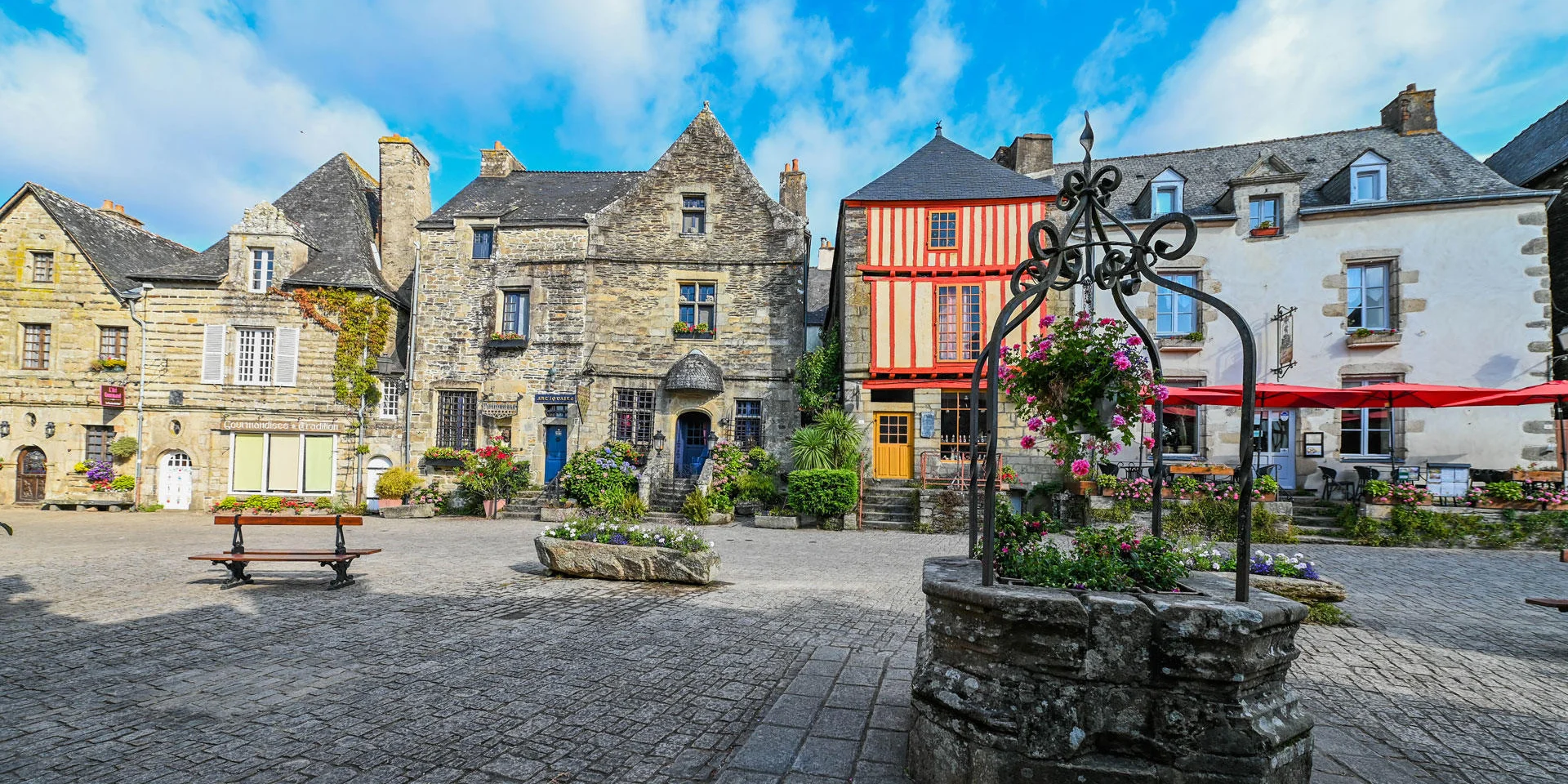 La Place du Puits Rochefort-en-Terre