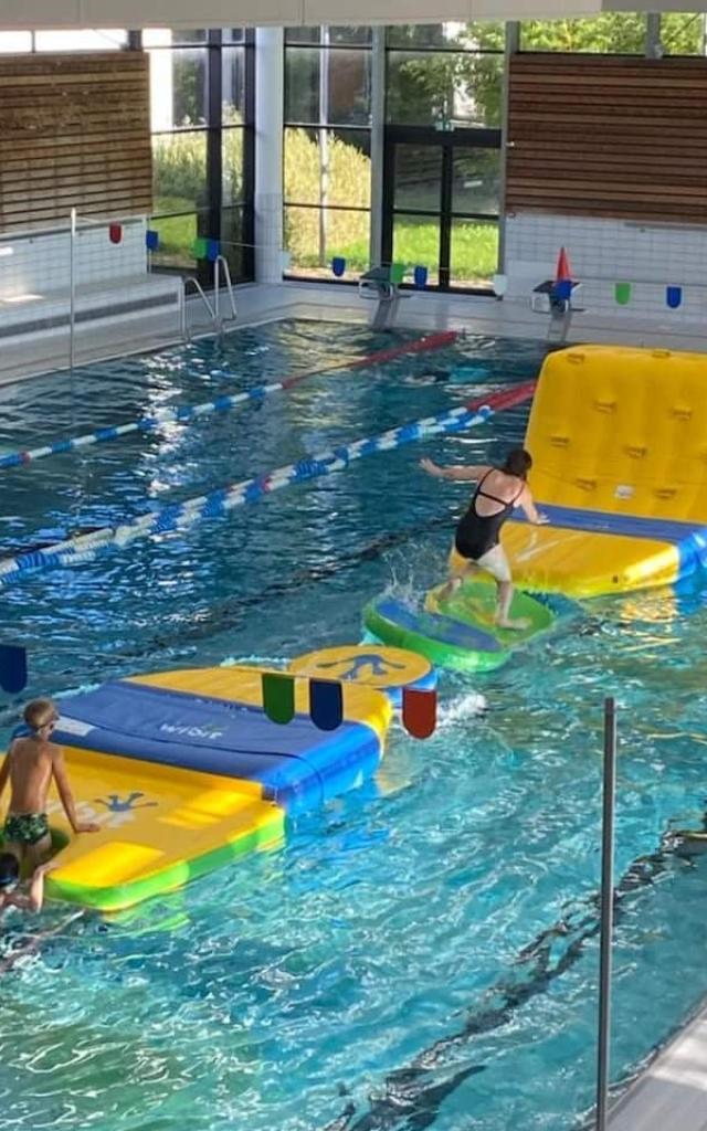 Parcours Gonflable Piscine Questembert