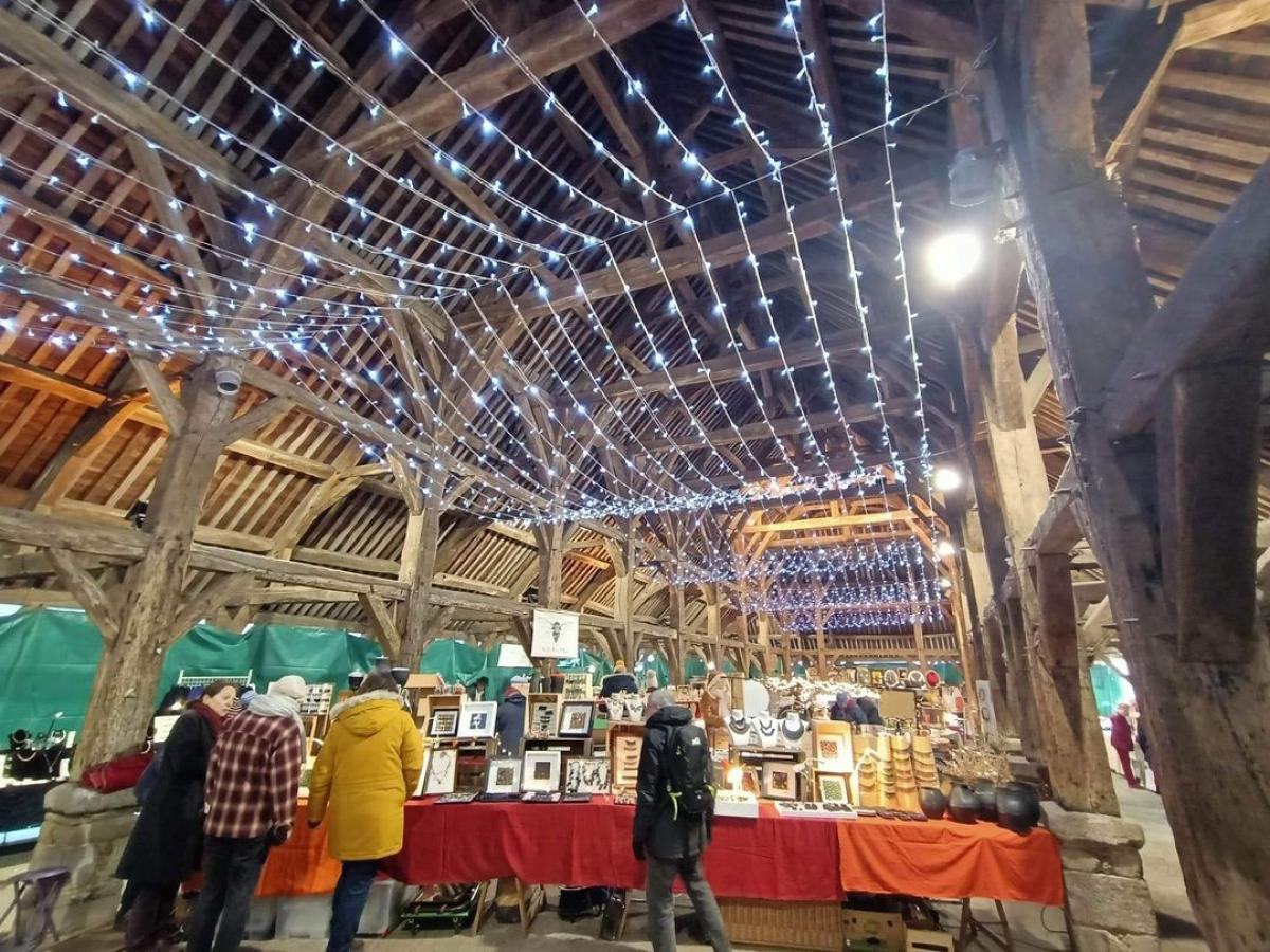 Marché de Noël de Questembert  Rochefort-en-Terre Tourisme