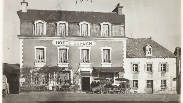 Hotel Burban Rochefort En Terre License Cc By Nc Nd Musee De Bretagne