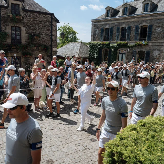 Le Relais de la Flamme Olympique Rochefort-en-Terre
