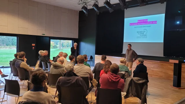 Réunion Bilan Saison Touristique 2024 à Lauzach