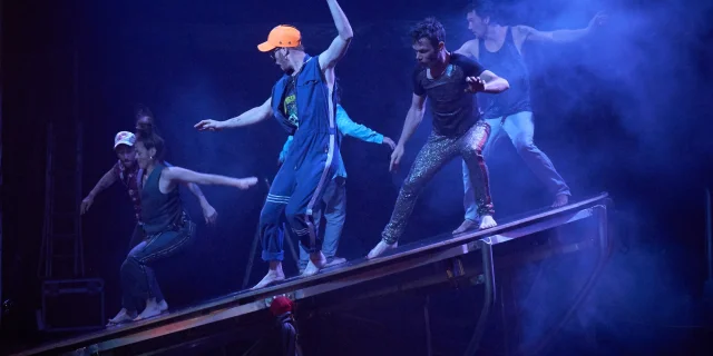 Cirque Bluff