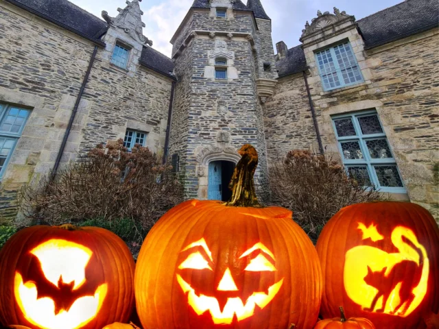 Halloween Chateau