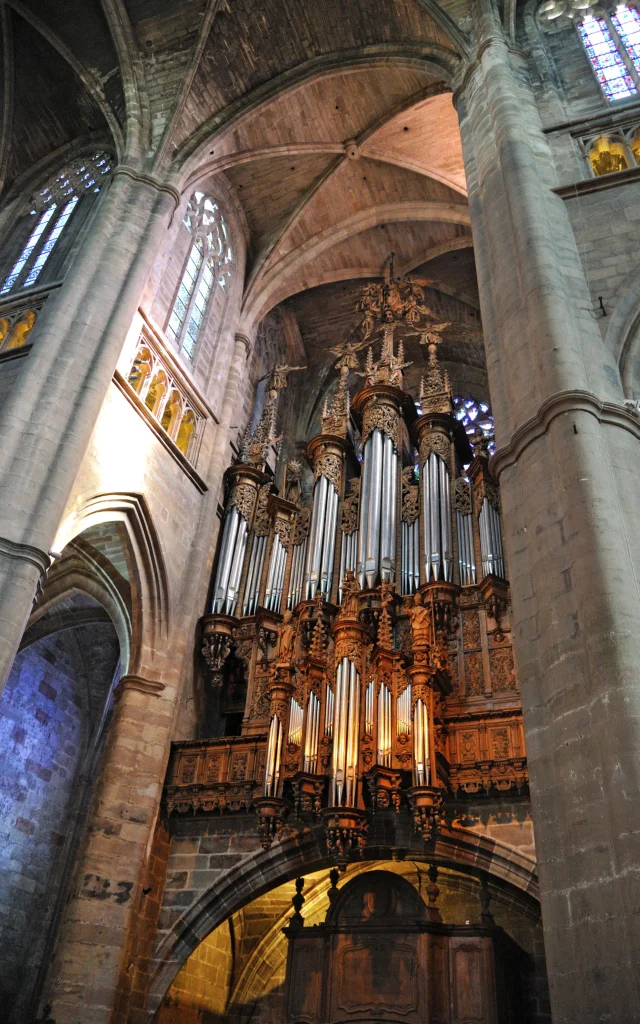 Buffet sculpté d'orgue de la cathédrale de Rodez