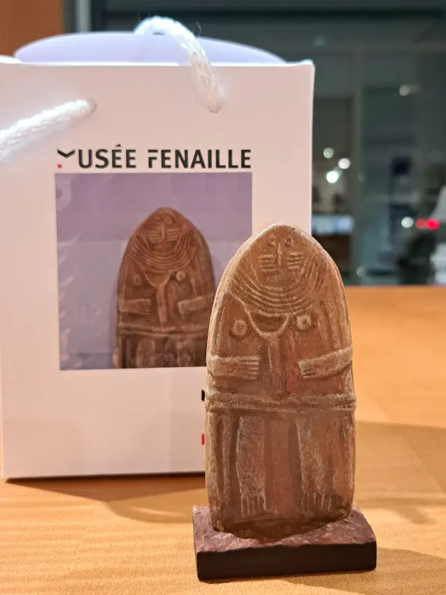 Statuette en résine à l'effigie de la Dame de Saint Sernin