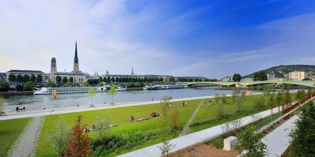 Left bank quays Rouen