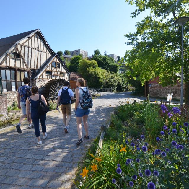 Senderismo en Rouen Centro ciudad Patrimonio Normandía Descubrimiento Deporte Senderismo