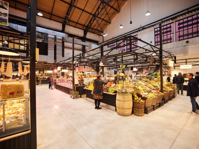 Biltoki Les Halles Agrivin Docks 76 Quais Rive Droite Commerce Commerçants Artisanat Savoir Faire Producteurs Locaux Local Bio Circuit Court Proximité Rouen Normandie Gastronomie Gourmandise Fromages Vins Charcuterie Poissons Viandes