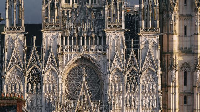 Cathédrale notre dame de Rouen vue de Rouen panorama architecture patrimoine art histoire toit
