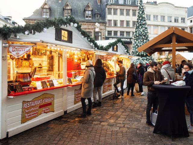 Marché De Noël Jour Centre-ville de Rouen Normandie Exposants Artisanat Artisans Nourriture Spécialités gastronomique Promenade Balade