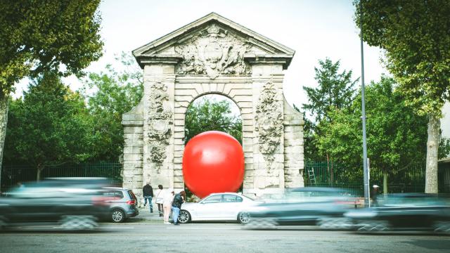 Redball Project Porte Guillaume Lion Rouen