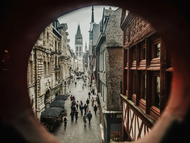 Vue A L'Interieur Du Gros Horloge Rouen Coraline Et Leo Coraline Et Leo 23135 1600px