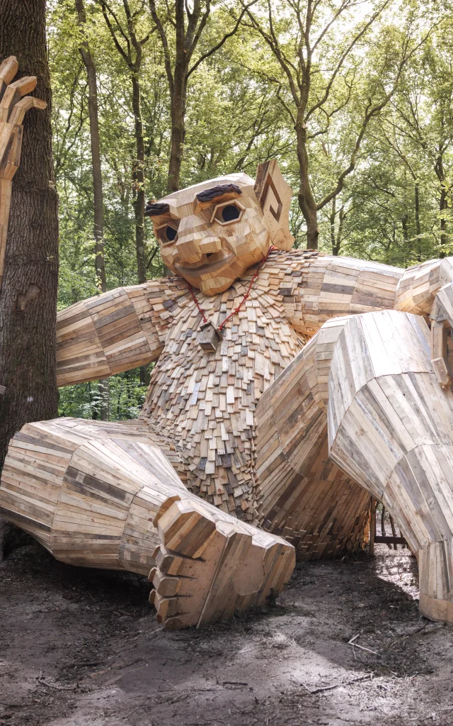 Un géant dans la forêt - La Forêt Monumentale