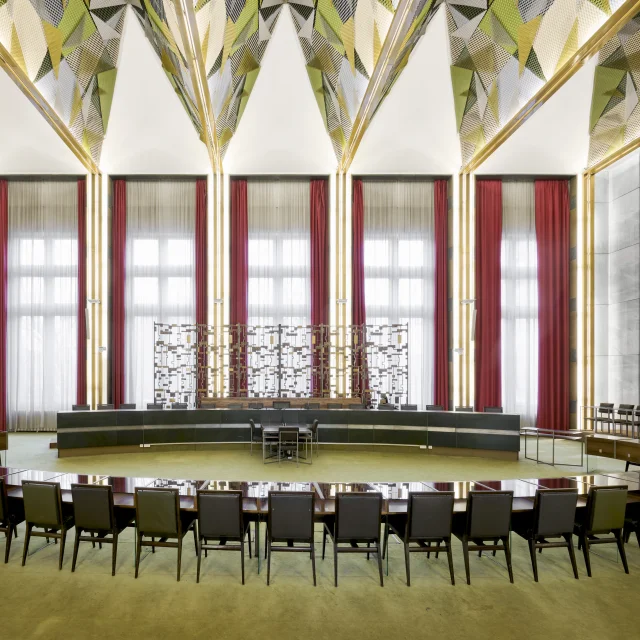 Salle du conseil municipal, Mairie Roeun