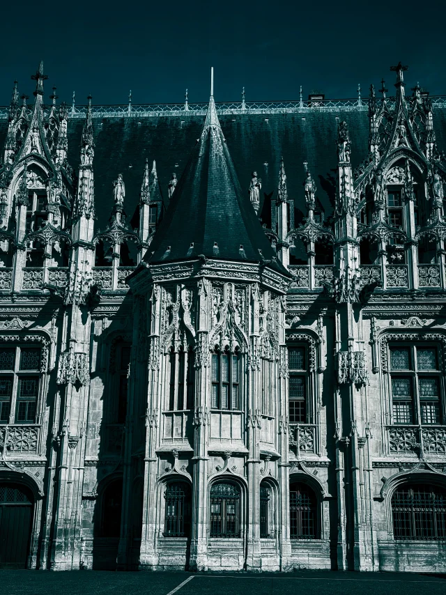 Palais De Justice Effet Sombre