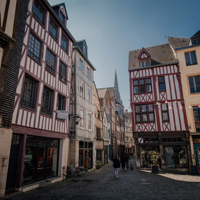 Rouen Place Du Lieutenant Aubert