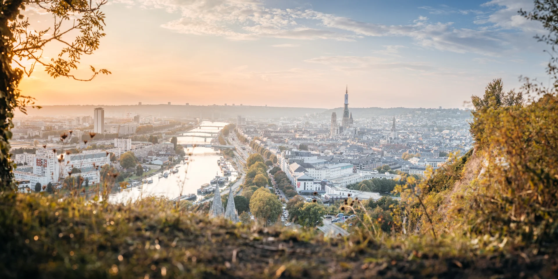 Aa 240920 Bonsecours Rouen Cote Sainte Catherinea Aubry Metropole Rouen Normandie 0103 Panorama