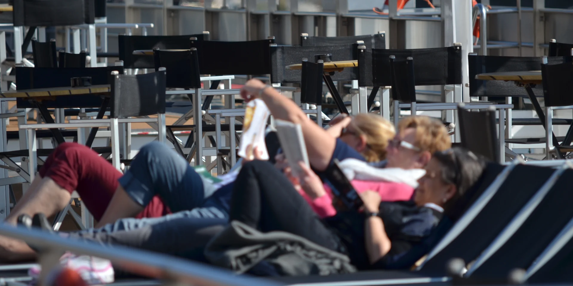 Cruise passangers enjoying Rouen