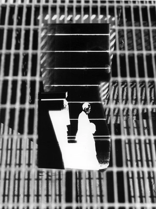 Ray K. Metzker Man Wall Street Grid Mx 1964 Estate Of Ray K. Metzker Courtesy Les Douches La Galerie Paris