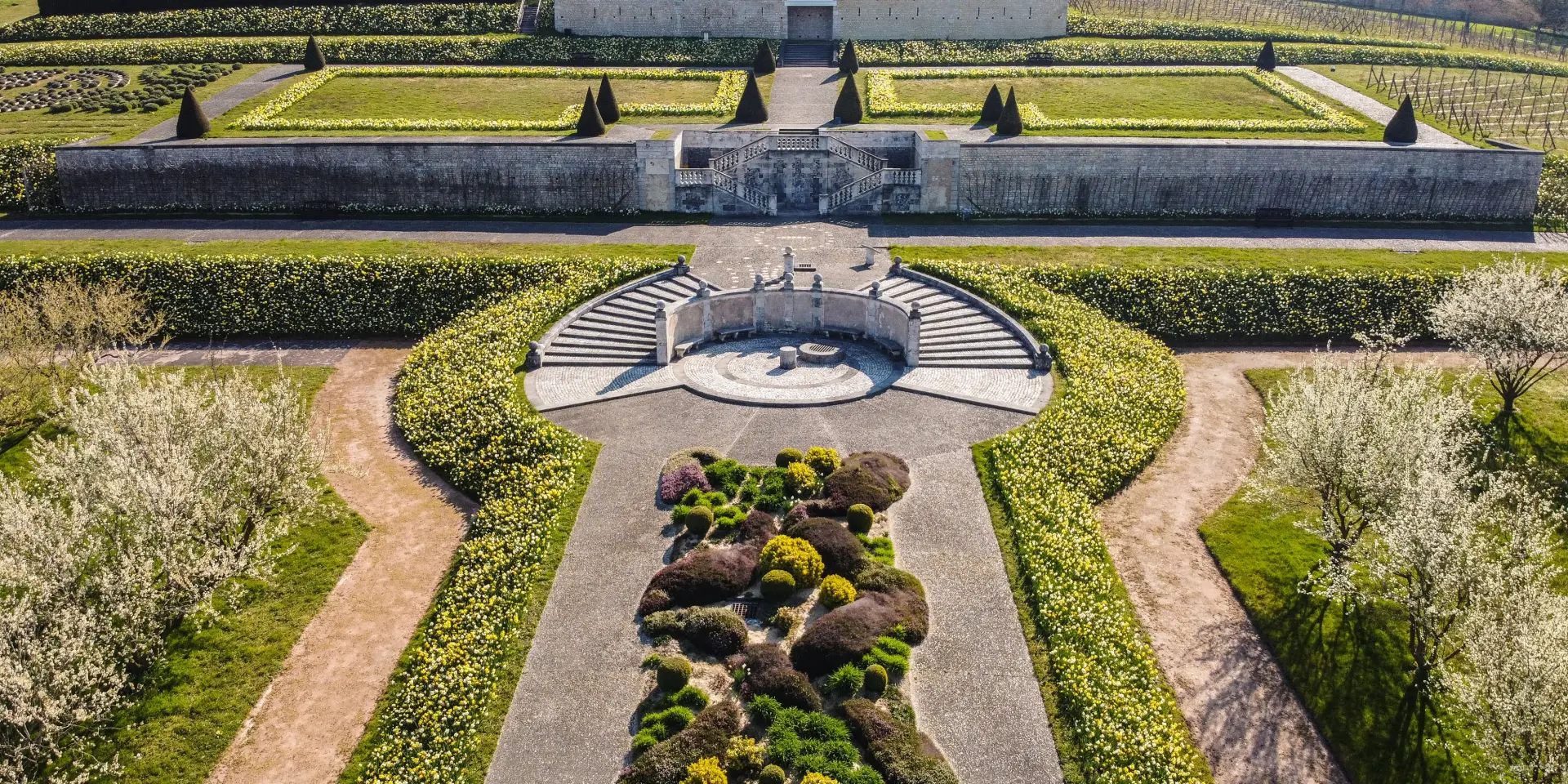 Jardins-de-labbaye-Saint-Georges-Marceau-Bellenger-Departement-de-la-Seine-Maritime