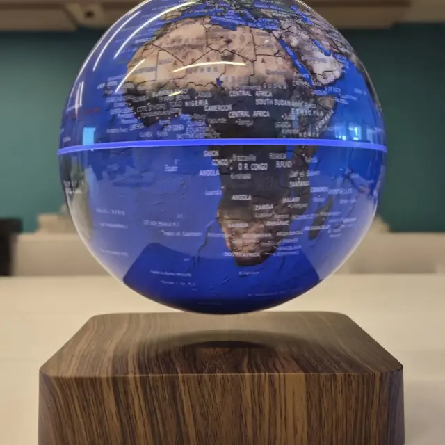 Leau Sur Terre Credits @mrn