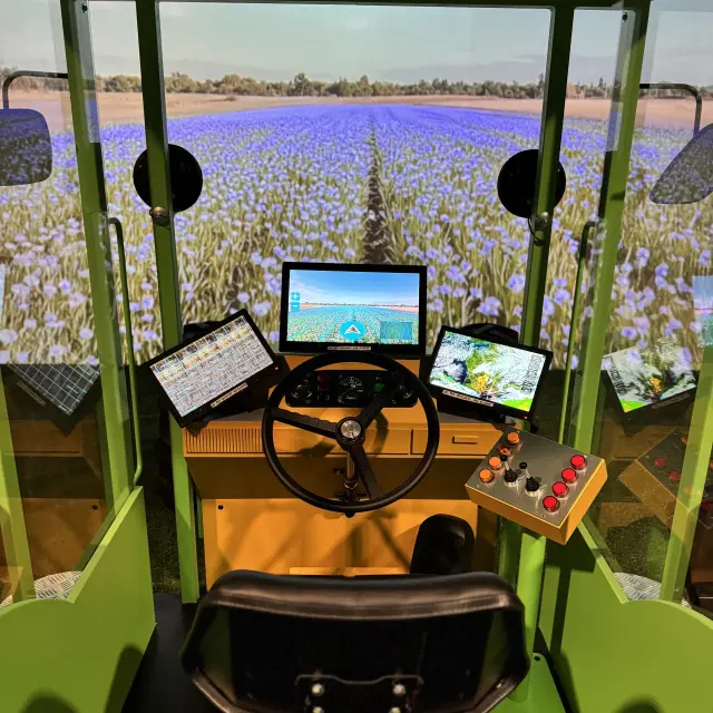 Destination Ia Atrium 10