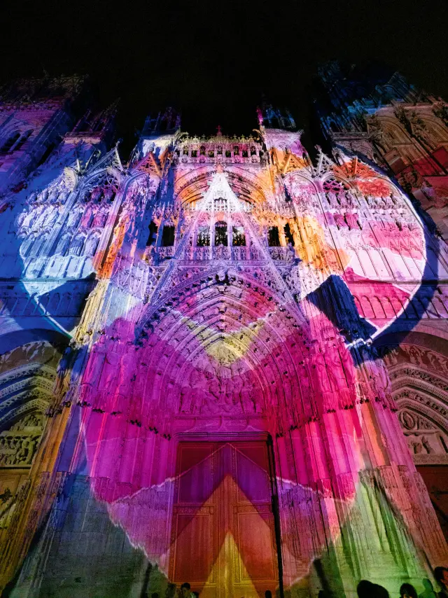 Cathedrale De Lumiere Rouen 1 Benoit Eliot 2