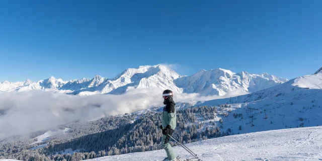 Ski face au Mont-Blanc