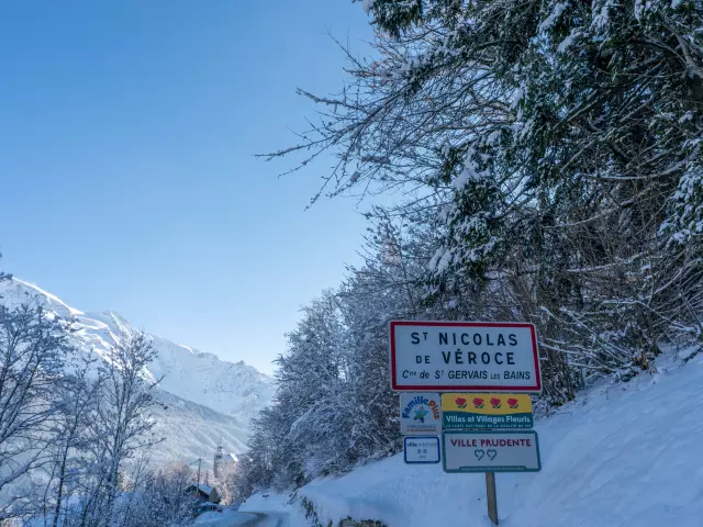 Saint-Nicolas de Véroce in winter