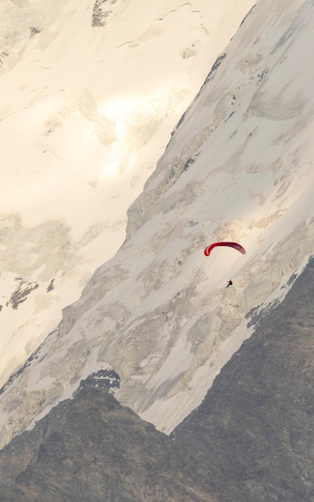 Paragliding in Saint-Gervais Mont-Blanc
