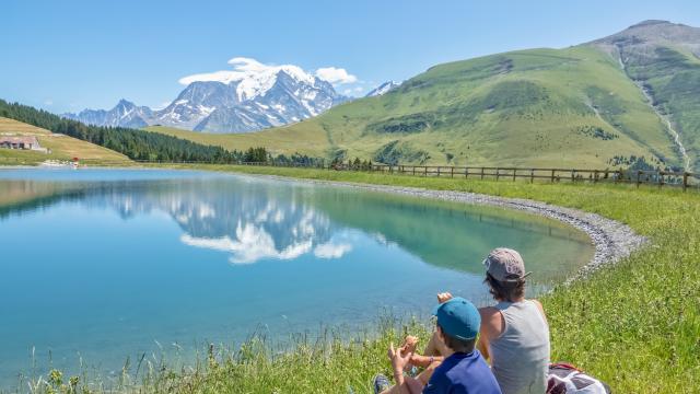 Picnic break on Lac de Joux