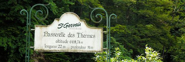 La passerella delle terme di Saint-Gervais