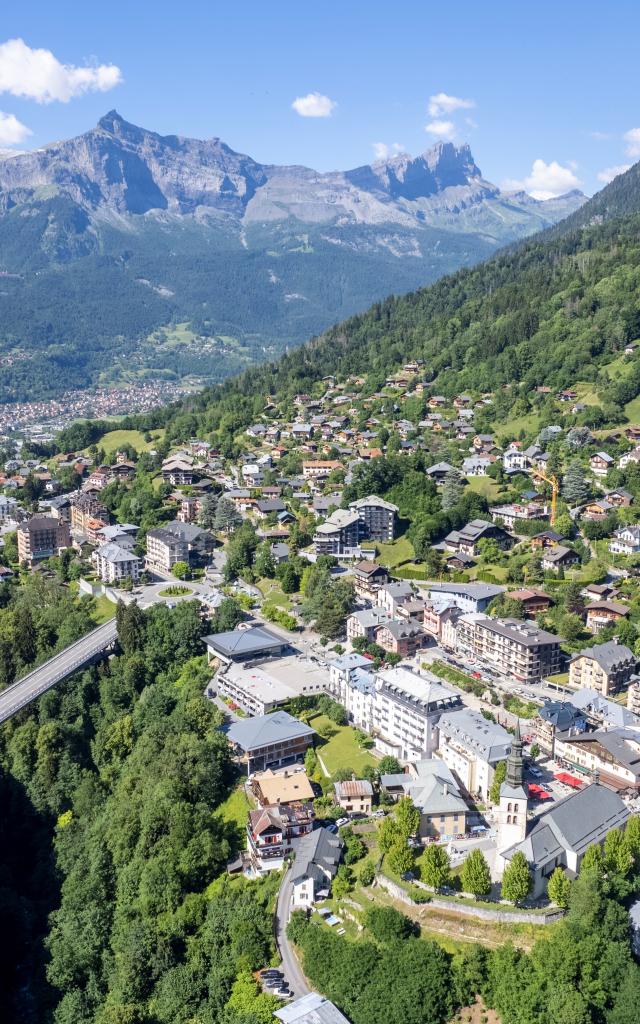 Il villaggio di Saint-Gervais visto dall'alto