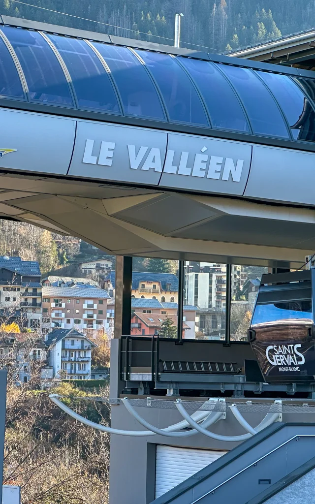 Le valléen et sa cabine