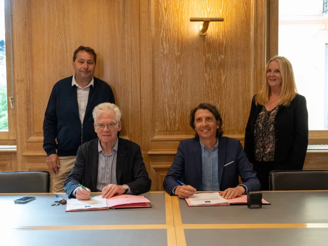 Signature de la DSP des Crêtes