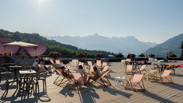 L'esplanade Marie Paradis en été