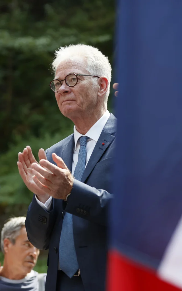 Jean-Marc Peillex durant l'inauguration de l'ascenseur des thermes