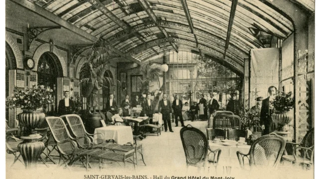 Carte postale ancienne de l'Hôtel du Mont-Joly