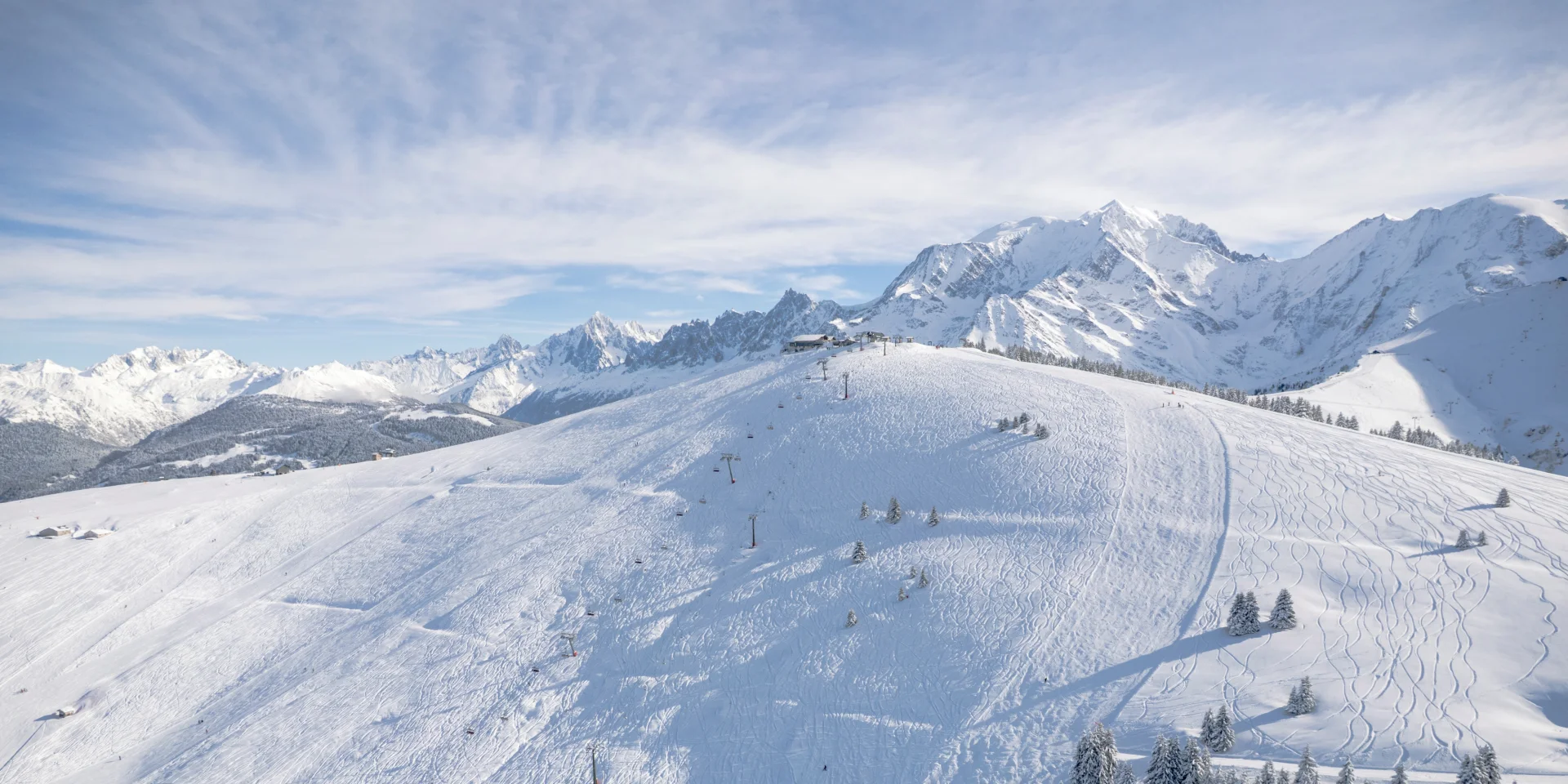 Le Mont-Joux au centre du domaine skiable de Saint-Gervais