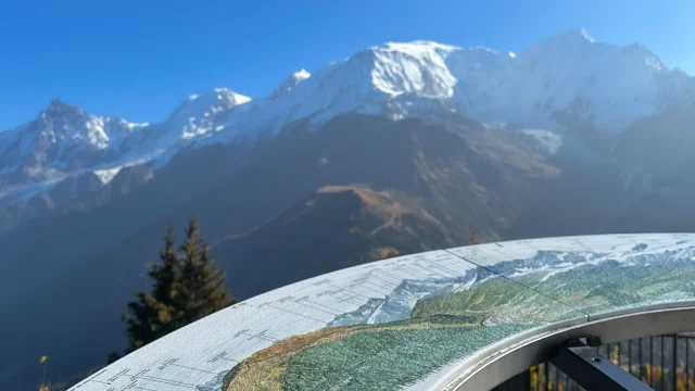 La vue du sommet du Prarion en automne