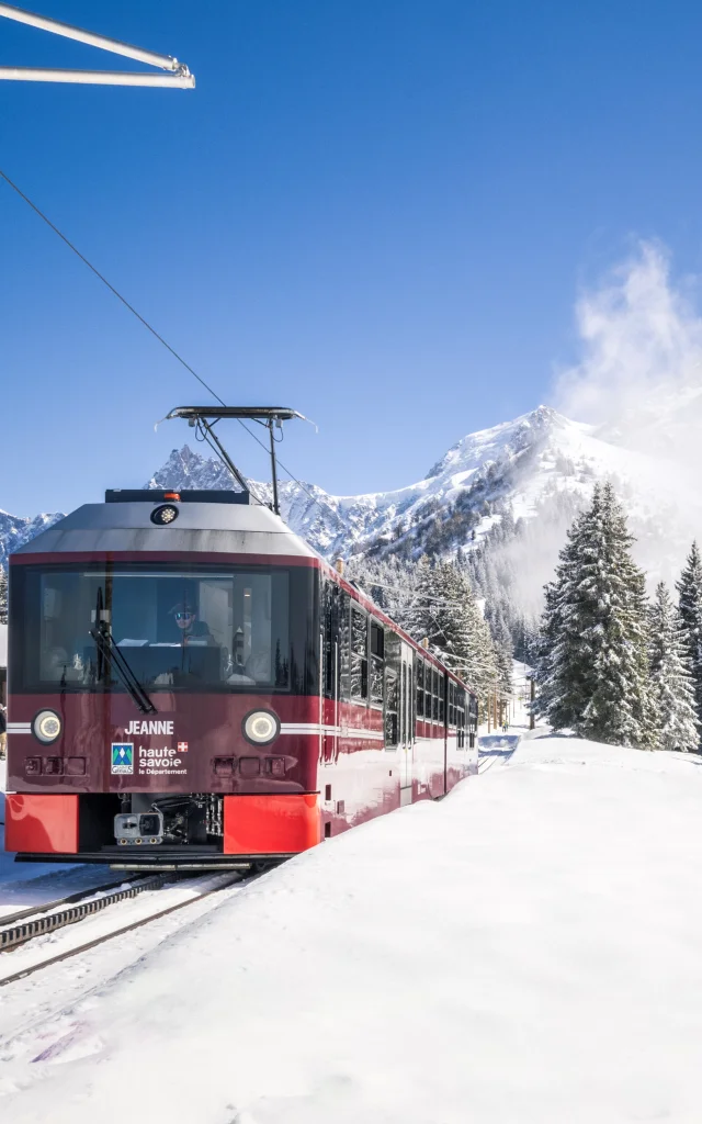 Le tramway du Mont-Blanc à Bellevue, en hiver