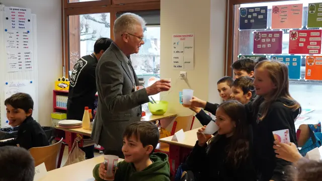 maire trinque enfants